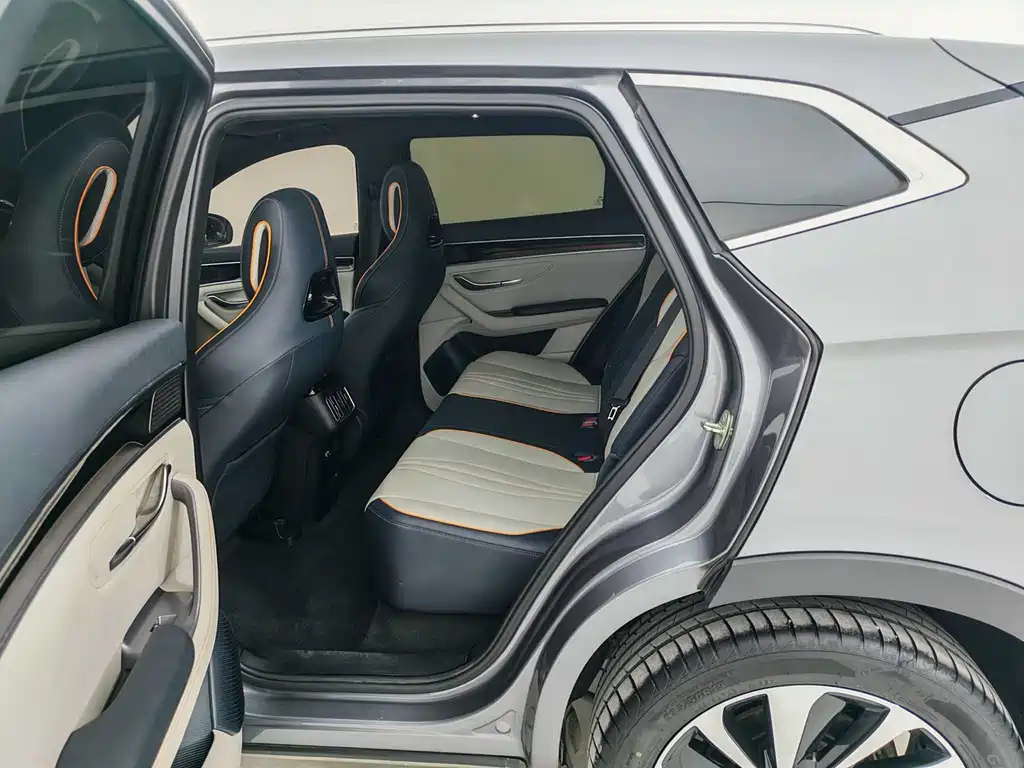 BYD Song Plus PLUS 2023 Champion DM-i 110KM Flagship PLUS
