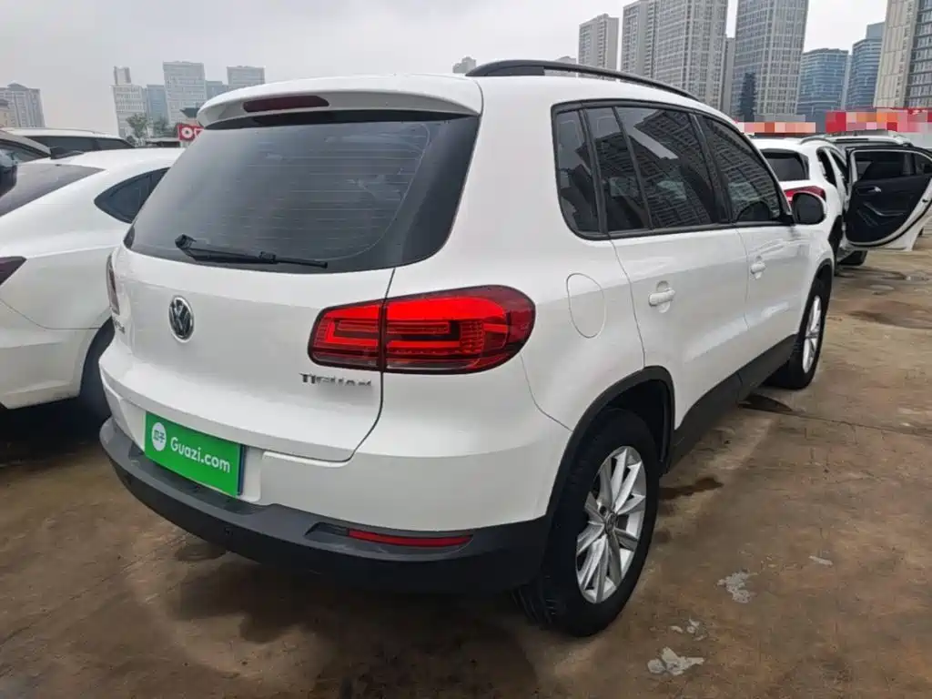 Volkswagen Tiguan — миниатюра 7