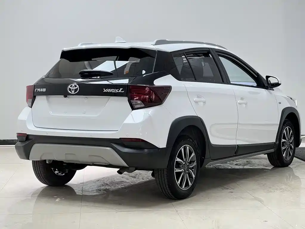 TOYOTA YARIS L ZHIXUAN