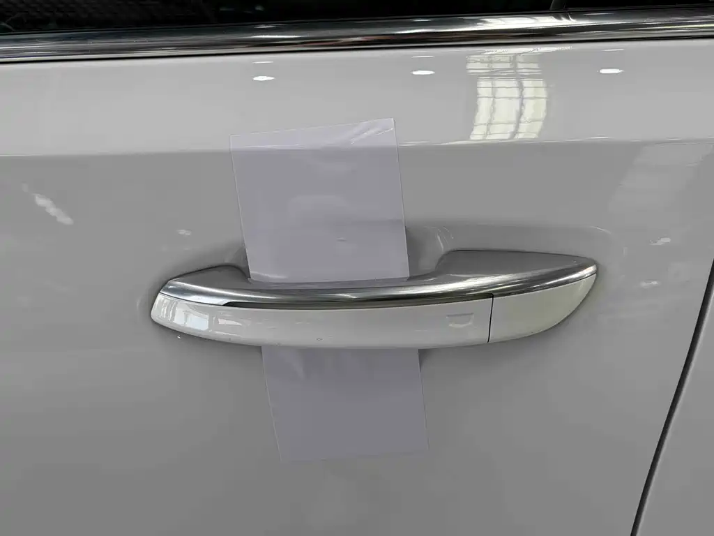 Cadillac CT5 2023 28T