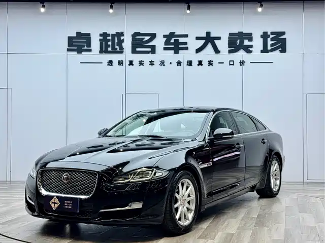 JAGUAR XJ