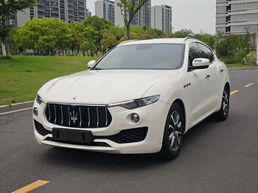 Maserati Levante 2016