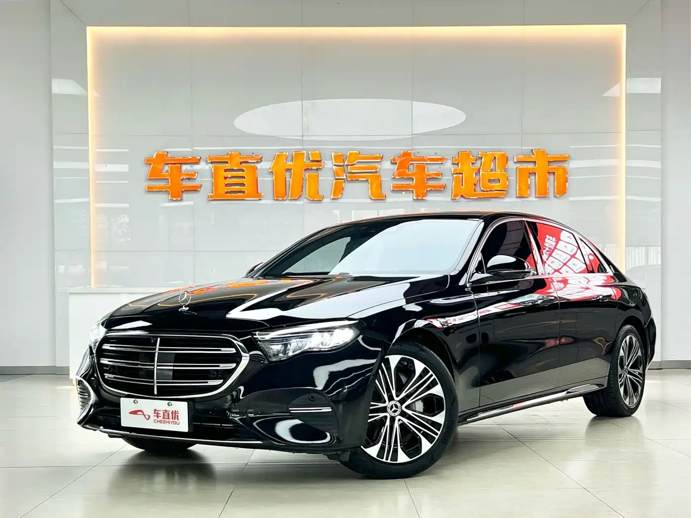 奔驰E级 2025款 改款 E 300 L 豪华型 2025