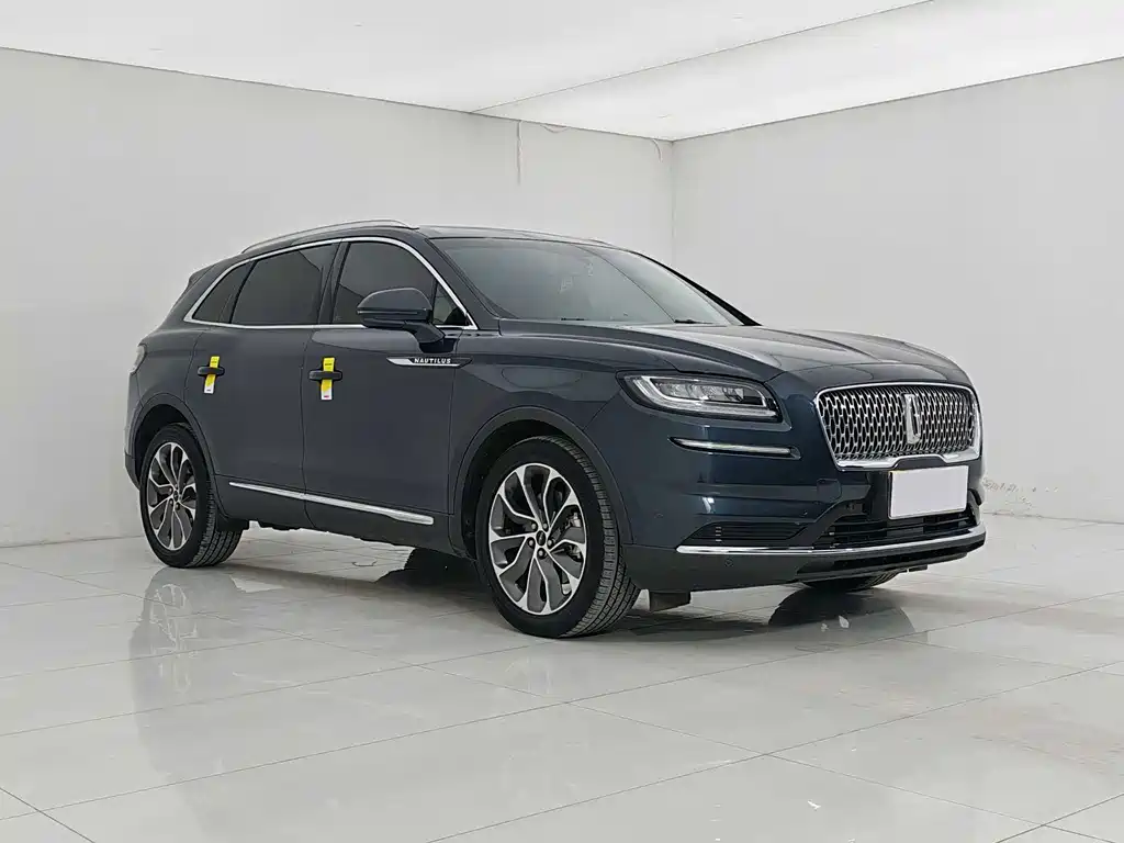 Lincoln Nautilus 2021 2.0T Premium