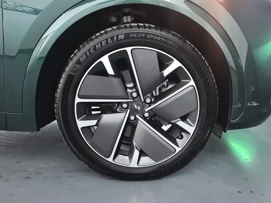 Li Auto Li L7 — миниатюра 6