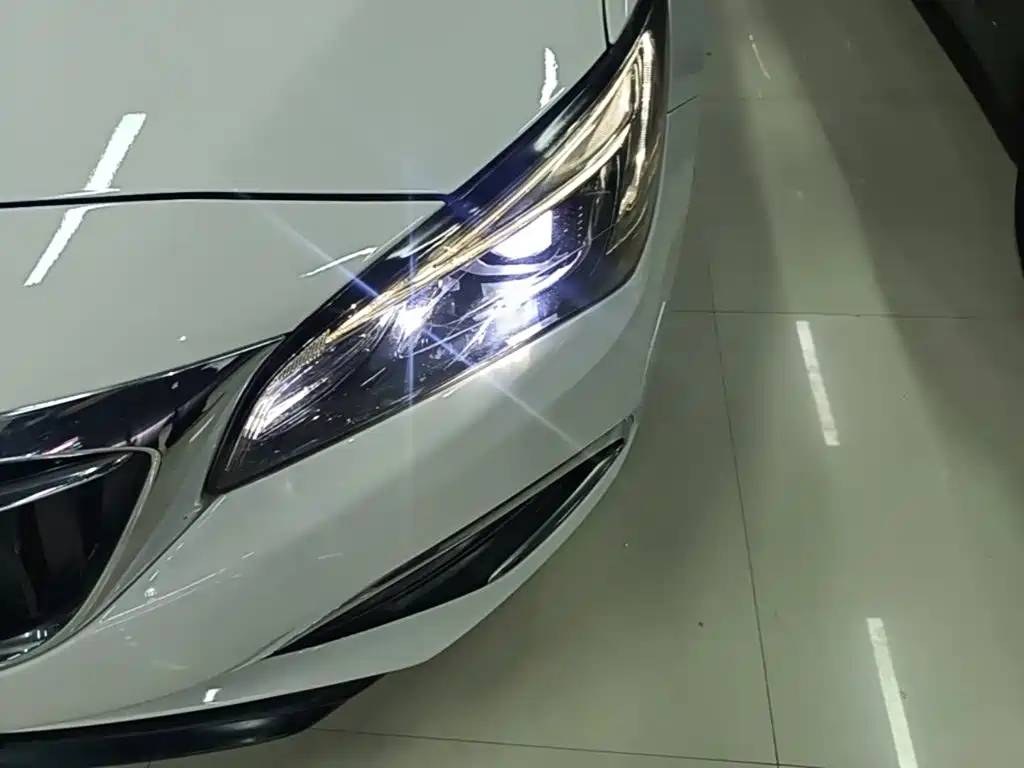 Buick Verano — миниатюра 24