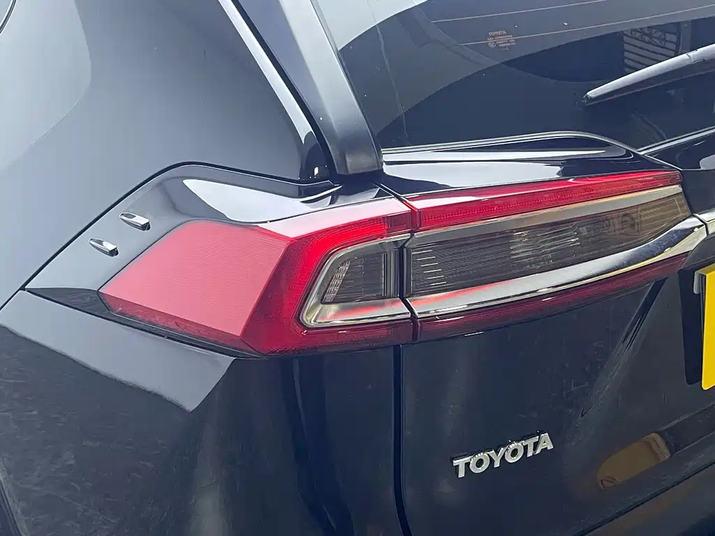 Toyota Wildlander — миниатюра 10