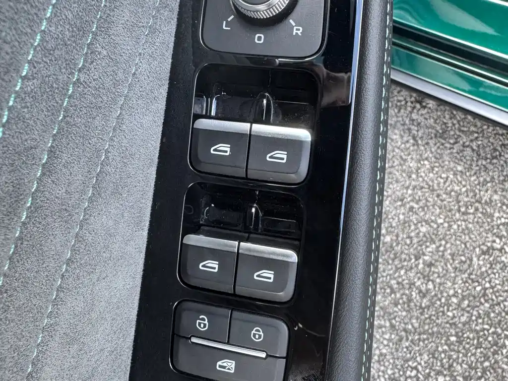 GEELY AUTOMOBILE XINGRUI