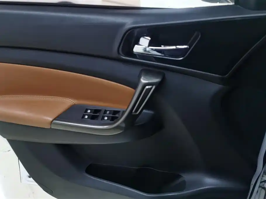 CHANGAN CHANGAN AUCHAN CX70