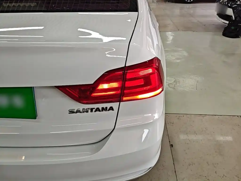 Volkswagen Santana — миниатюра 8