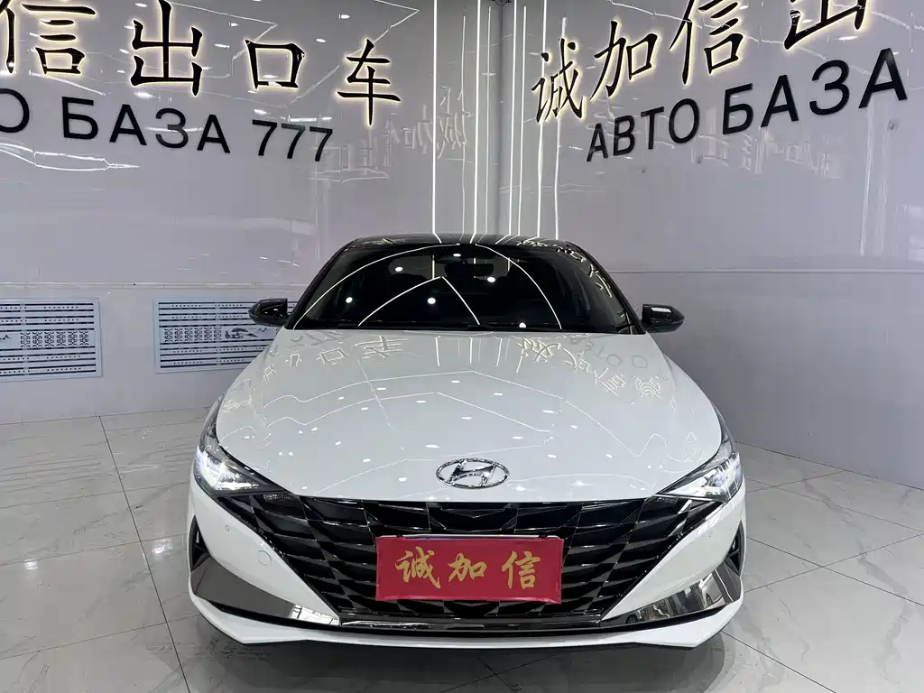 Hyundai Elantra — миниатюра 2