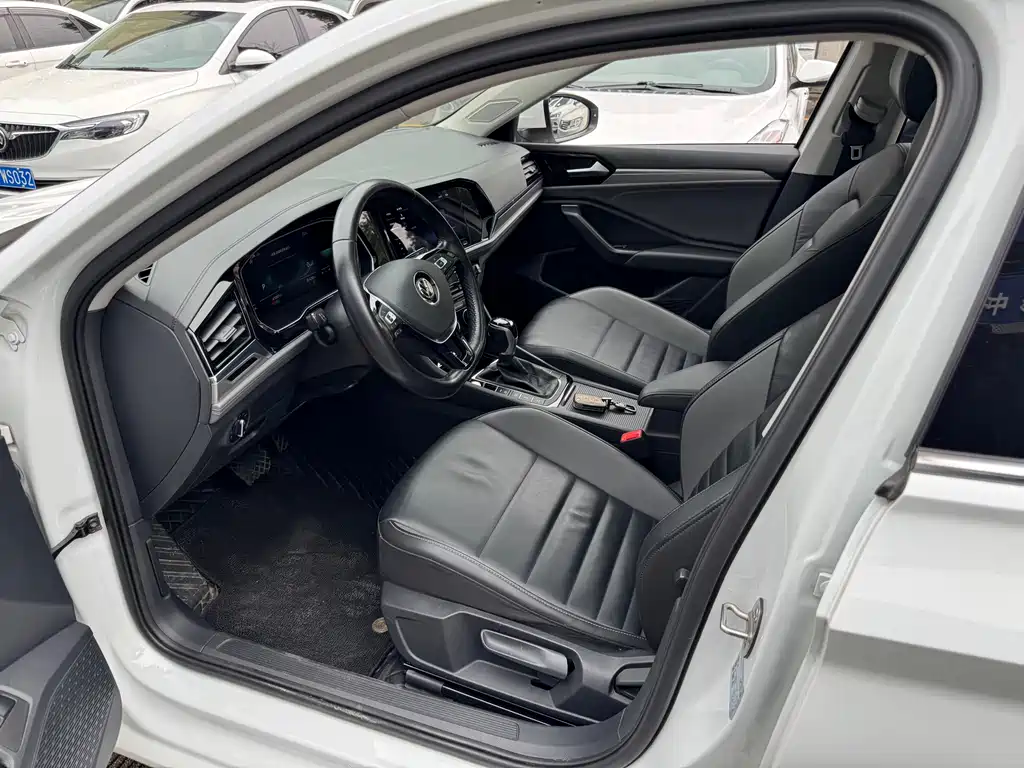 Volkswagen Sagitar — миниатюра 6