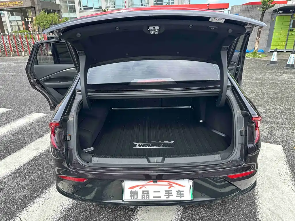 Wuling Xingguang — миниатюра 18
