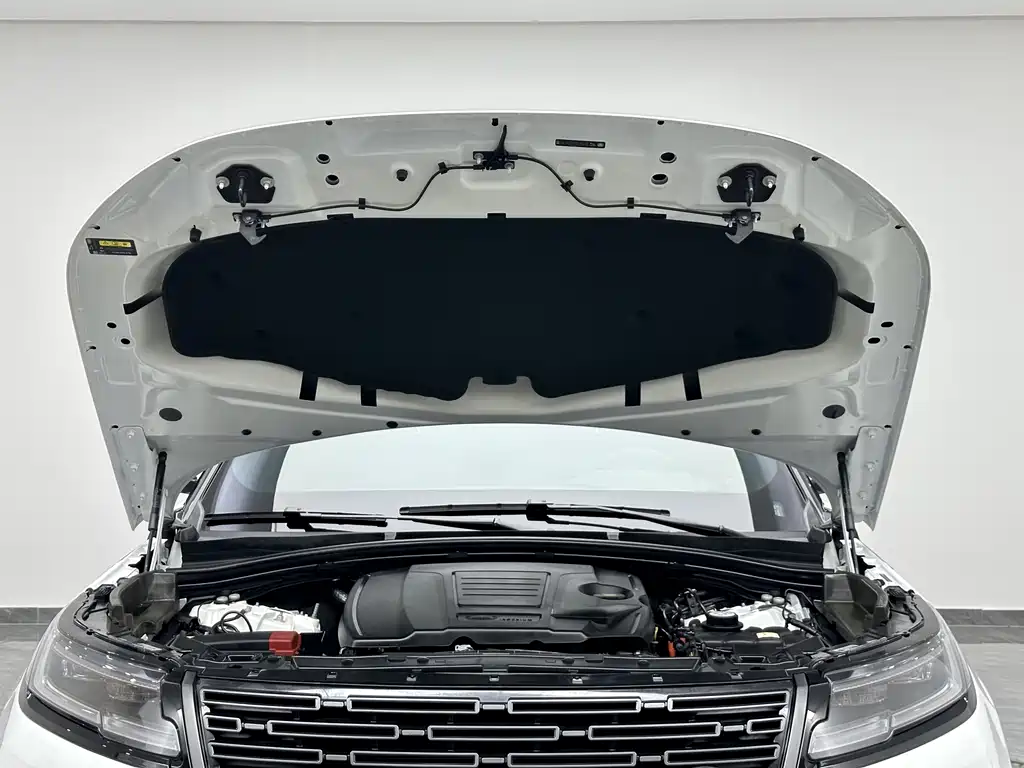 Land Rover Velar — миниатюра 22