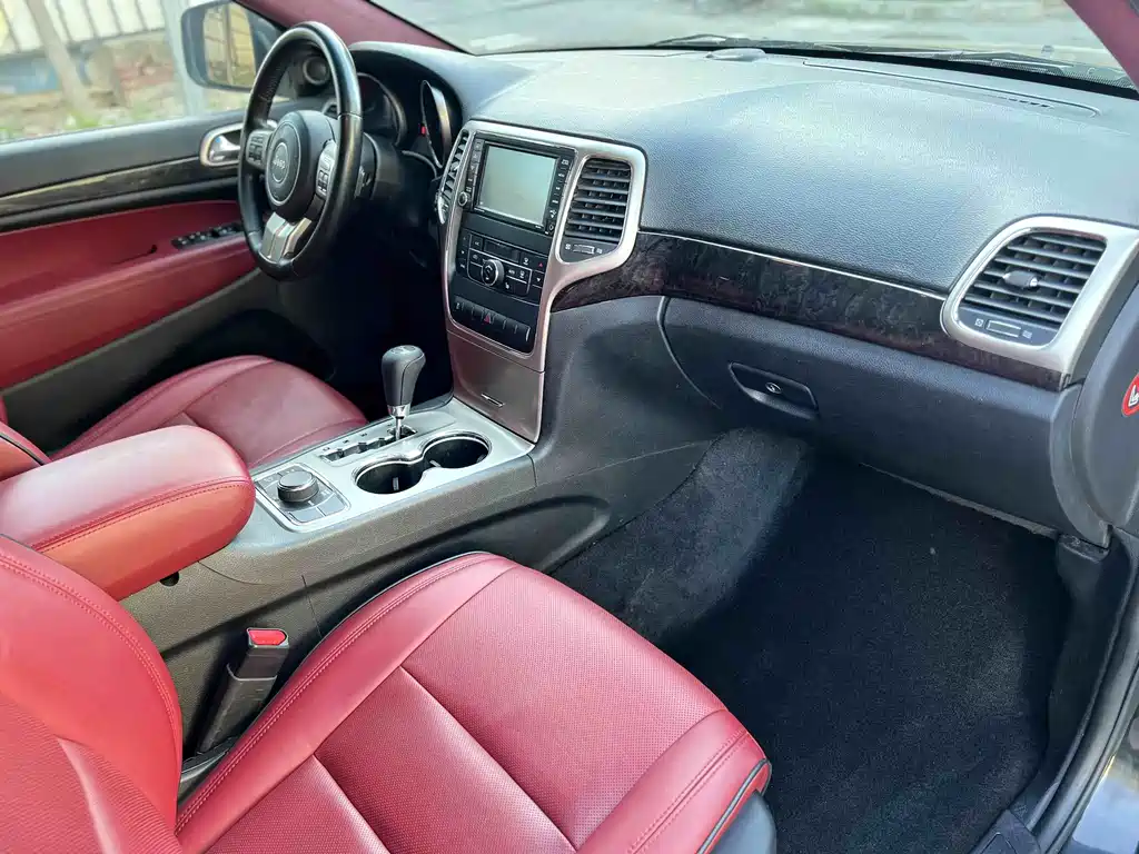 Jeep Grand Cherokee (Import) 3.6L Comfort Enjoy Navigation Edition, фото 21