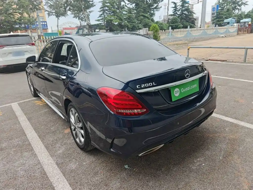 Mercedes-Benz C-Class — миниатюра 5