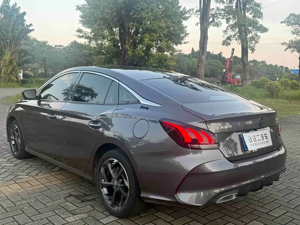 MG MG5 — миниатюра 21