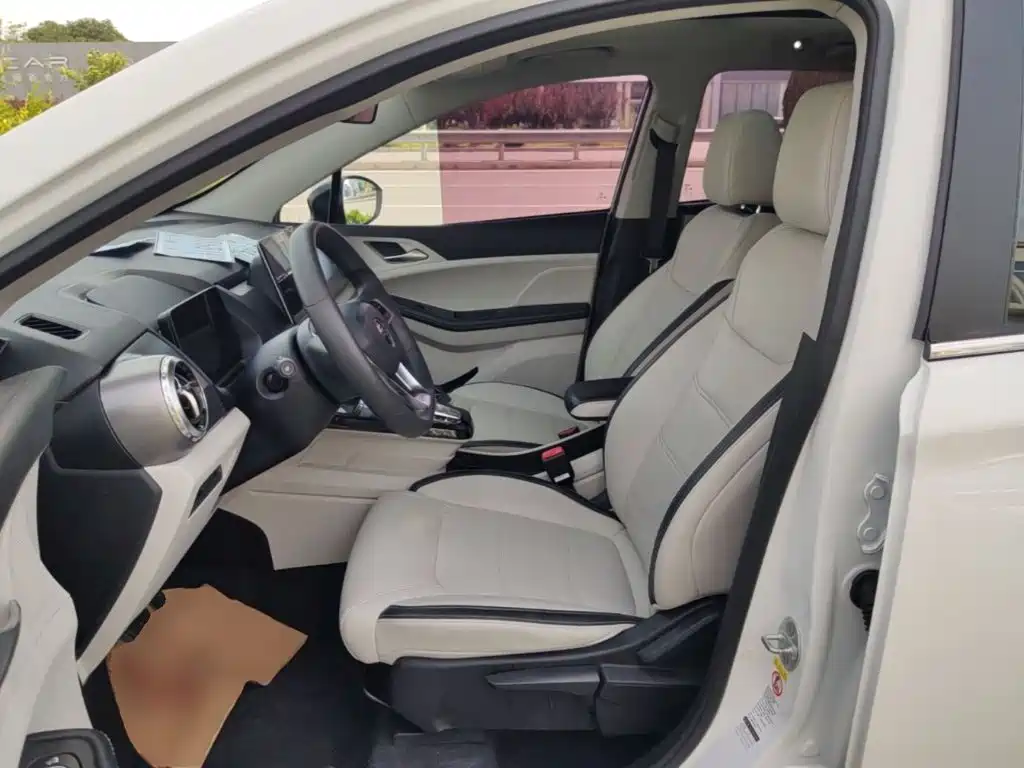 BYD Yuan Pro — миниатюра 15