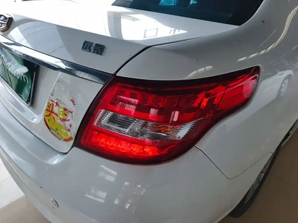 Geely Vision — миниатюра 8