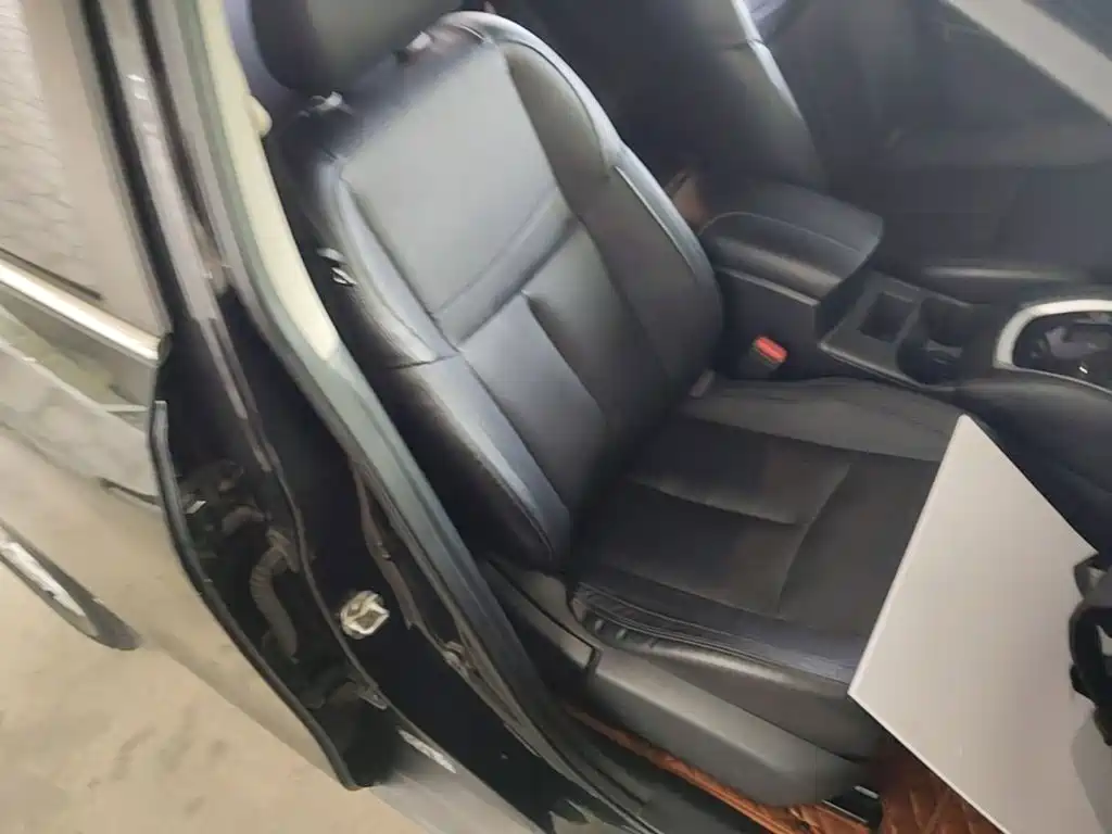 Nissan X-Trail — миниатюра 25