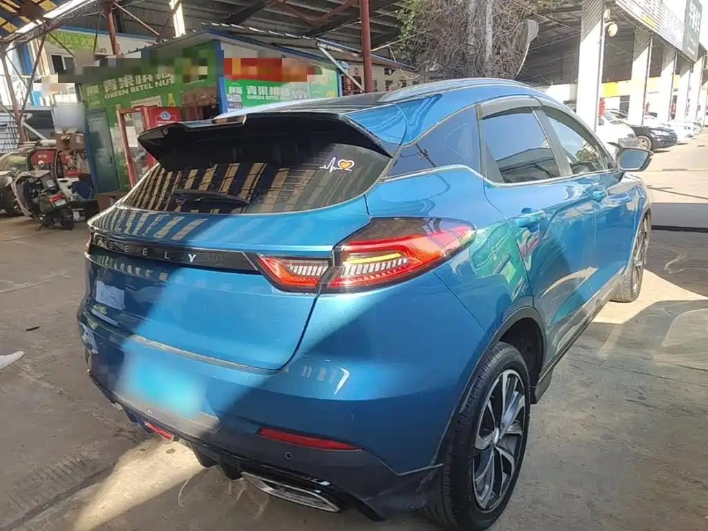 Geely Emgrand S — миниатюра 7