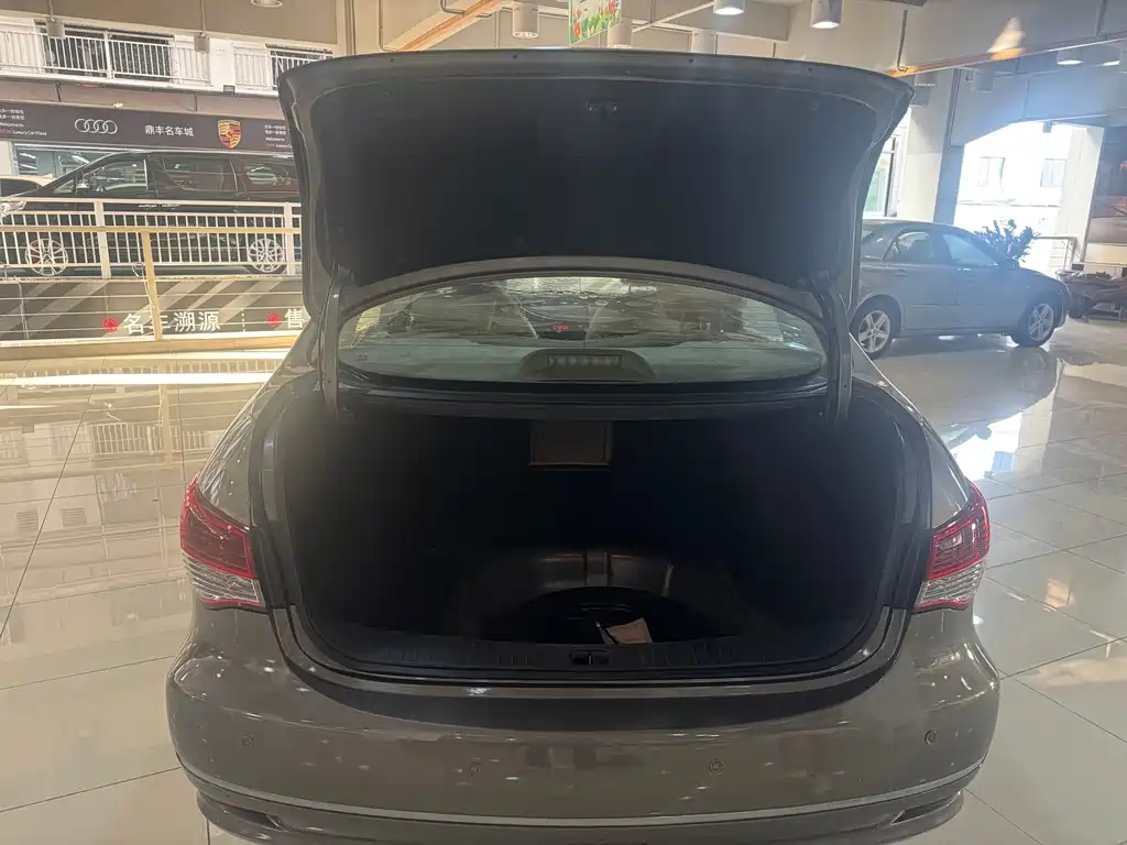 Nissan Sylphy — миниатюра 11