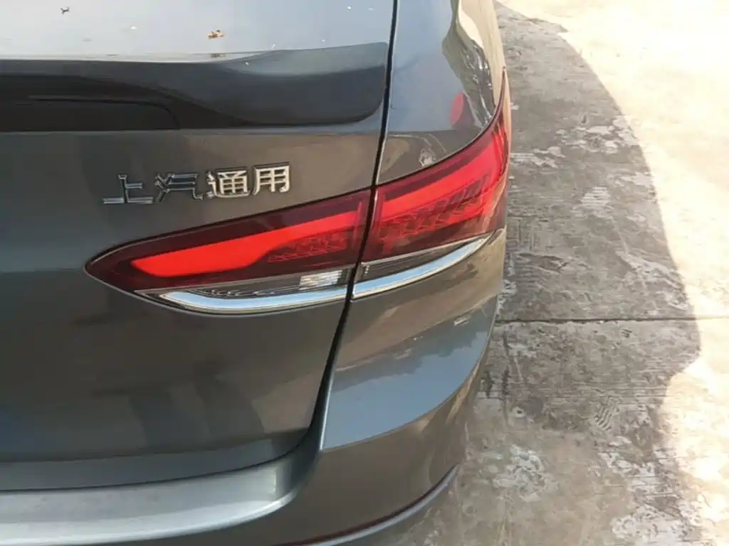Buick Excelle — миниатюра 8