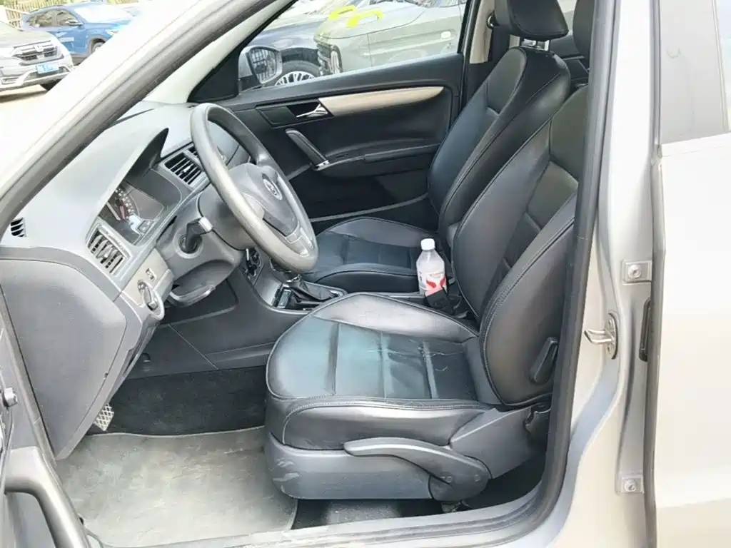 Volkswagen Lavida — миниатюра 15