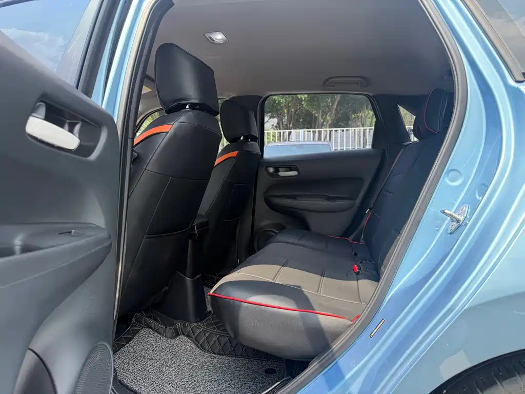 Honda Fit — миниатюра 8