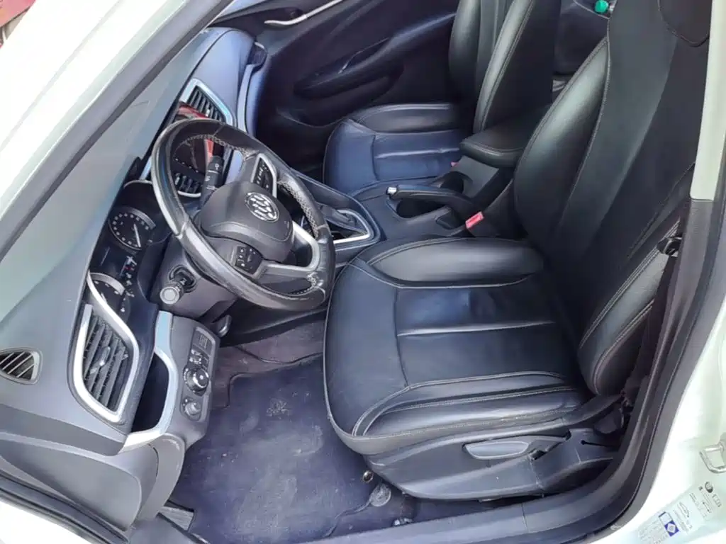 Buick Excelle — миниатюра 15