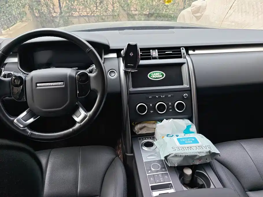 Land Rover Discovery — миниатюра 12