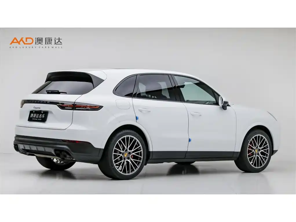 Porsche Cayenne — миниатюра 3