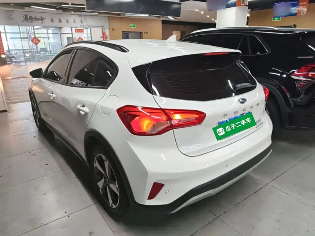 Ford Focus Active — миниатюра 5