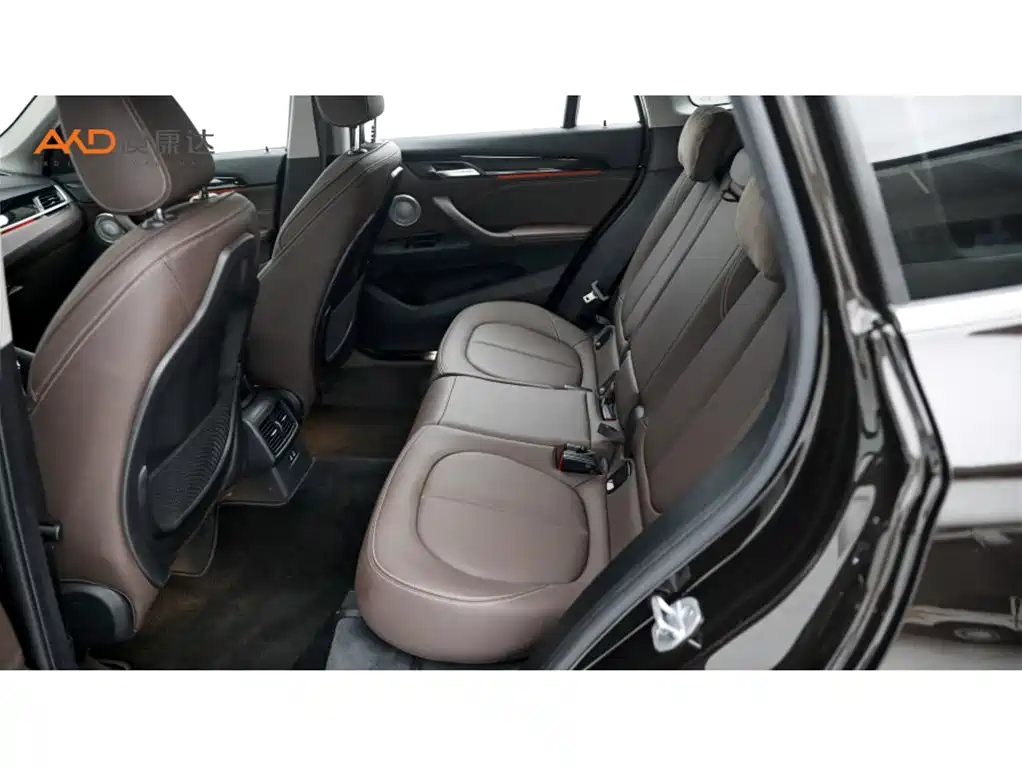 BMW X1 — миниатюра 7