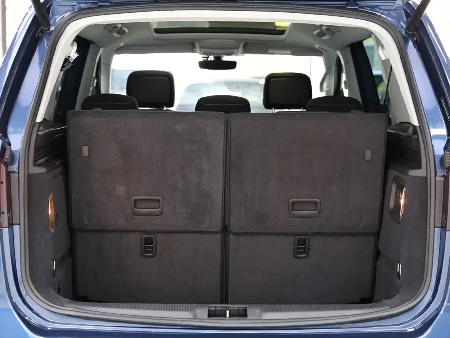 Volkswagen Sharan — миниатюра 24