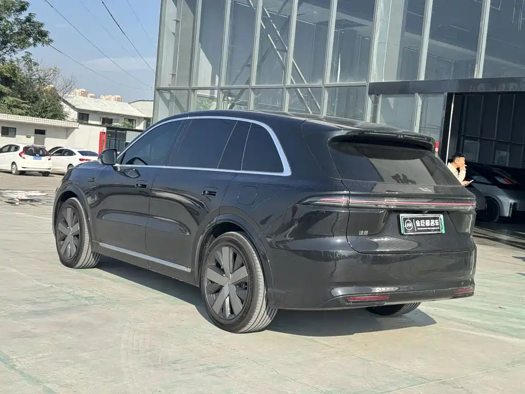 Li Auto Li L8 — миниатюра 13