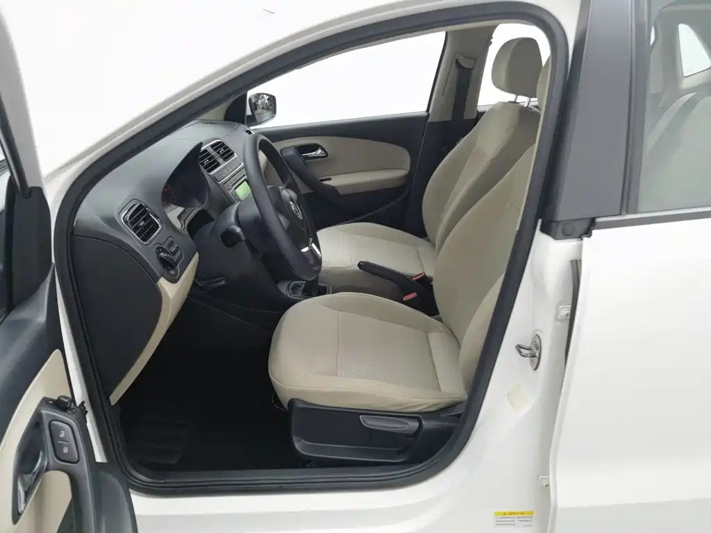 Volkswagen Polo — миниатюра 10