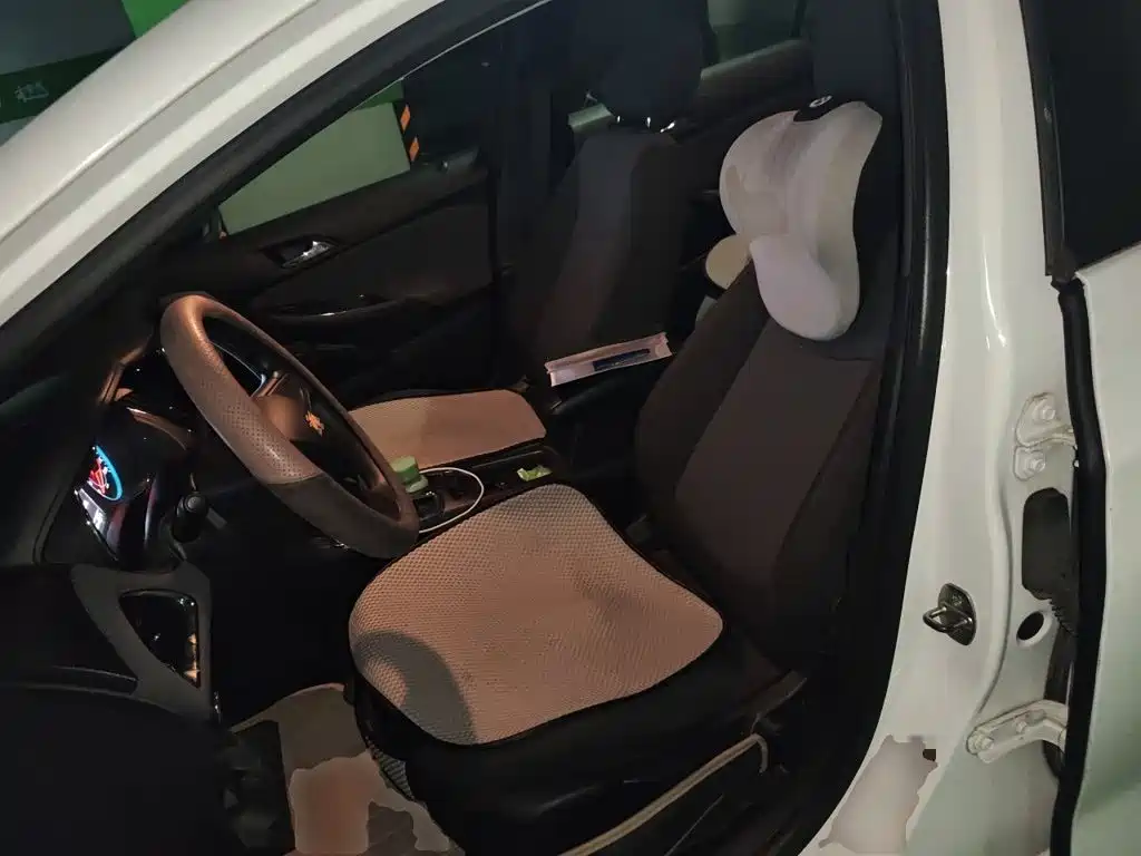 Chevrolet Cruze — миниатюра 16