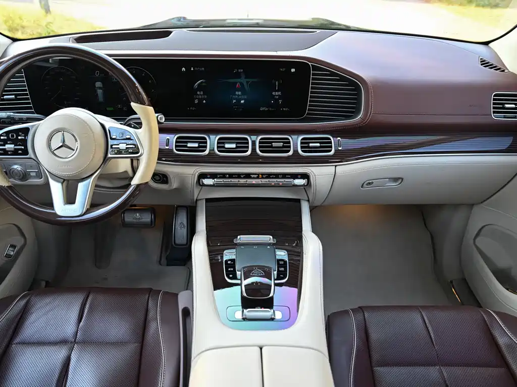 Mercedes-Benz GLS — миниатюра 22