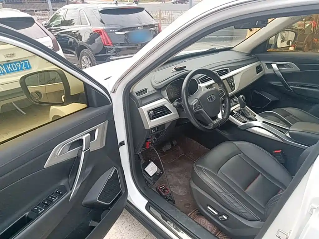 Geely Boyue — миниатюра 16