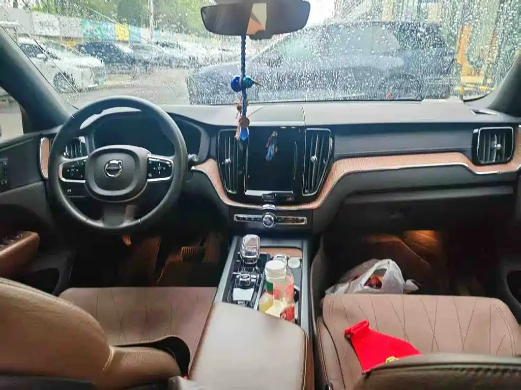 Volvo XC60 — миниатюра 3