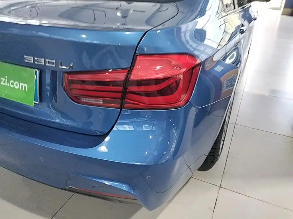 BMW 3 Series — миниатюра 8