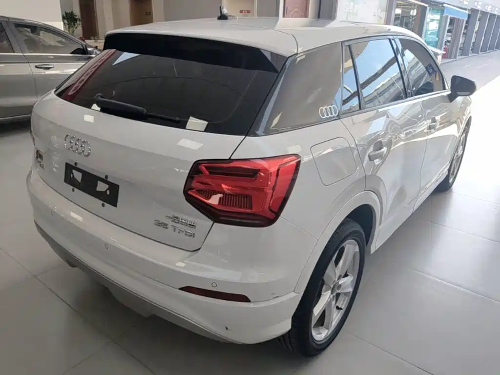Audi Q2L — миниатюра 7