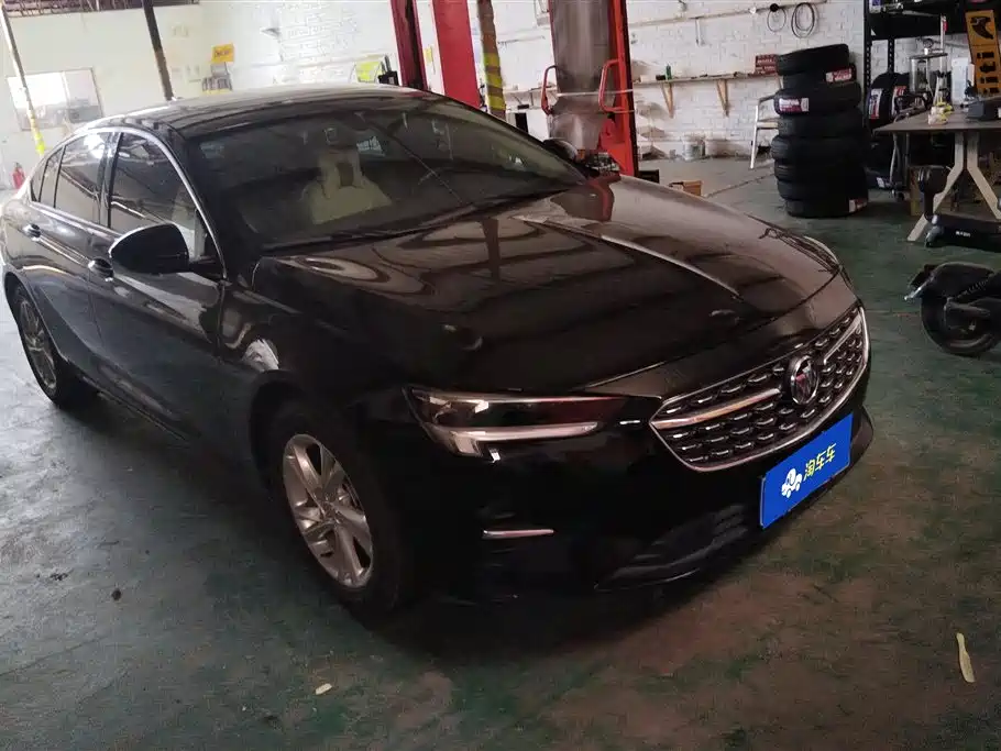 Buick Regal 2021
