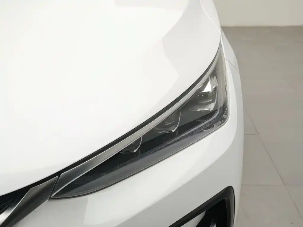 BYD Tang New Energy — миниатюра 7