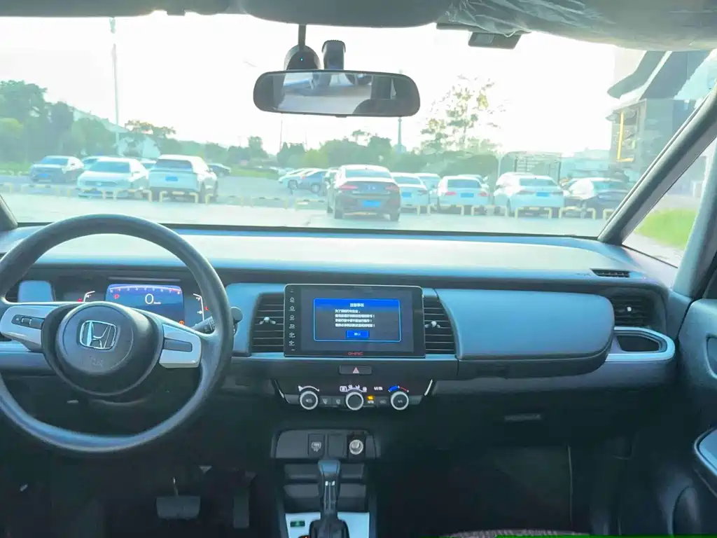 Honda Fit — миниатюра 8