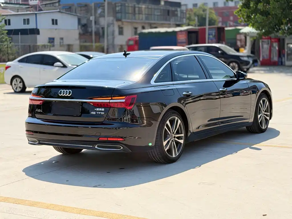 Audi A6L — миниатюра 7