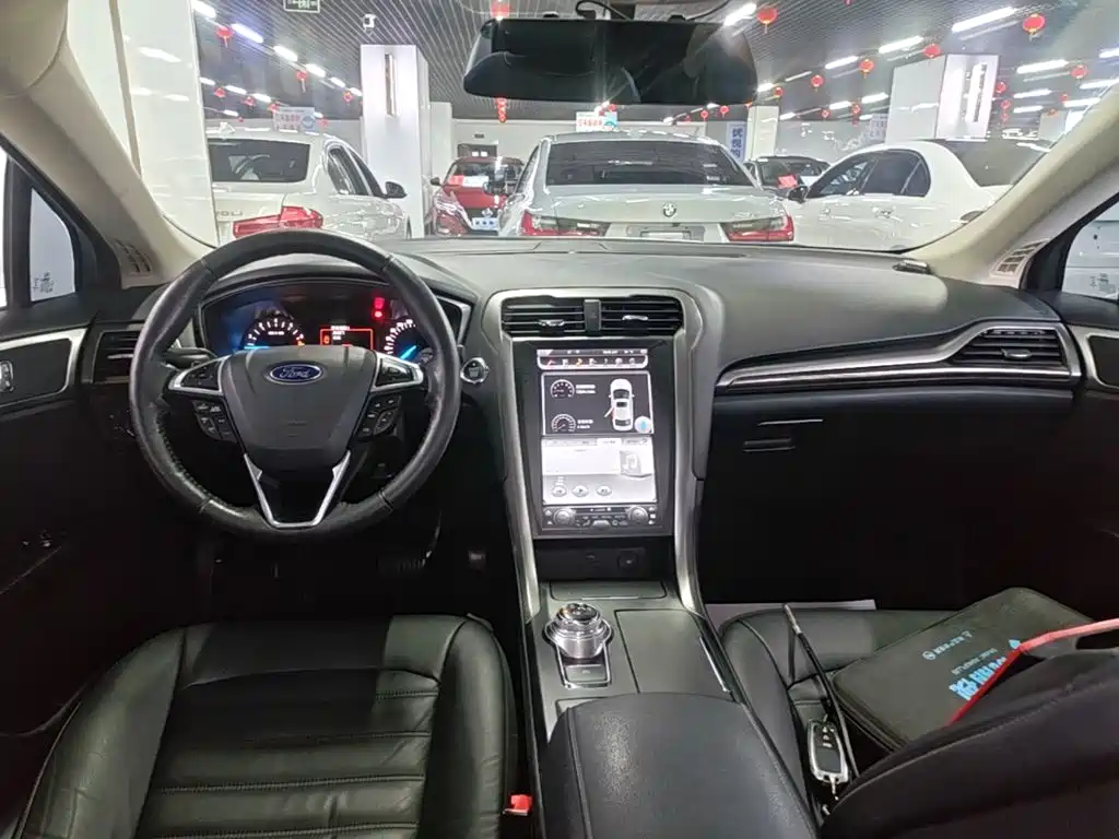 Ford Mondeo — миниатюра 10