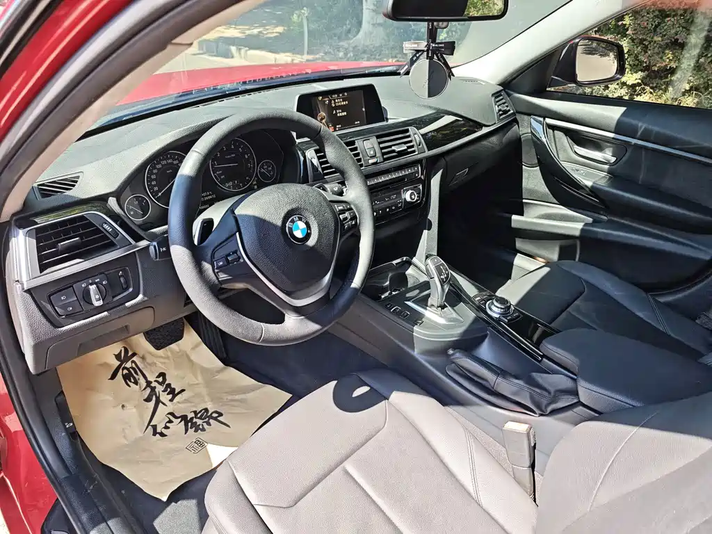 BMW 3 Series — миниатюра 8