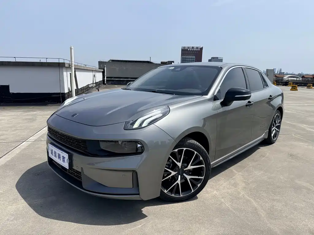 Lynk & Co 03 2021